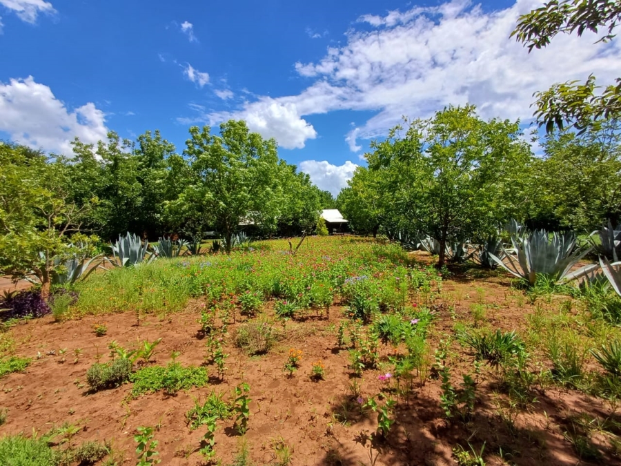 9 Bedroom Property for Sale in Scheerpoort A H North West